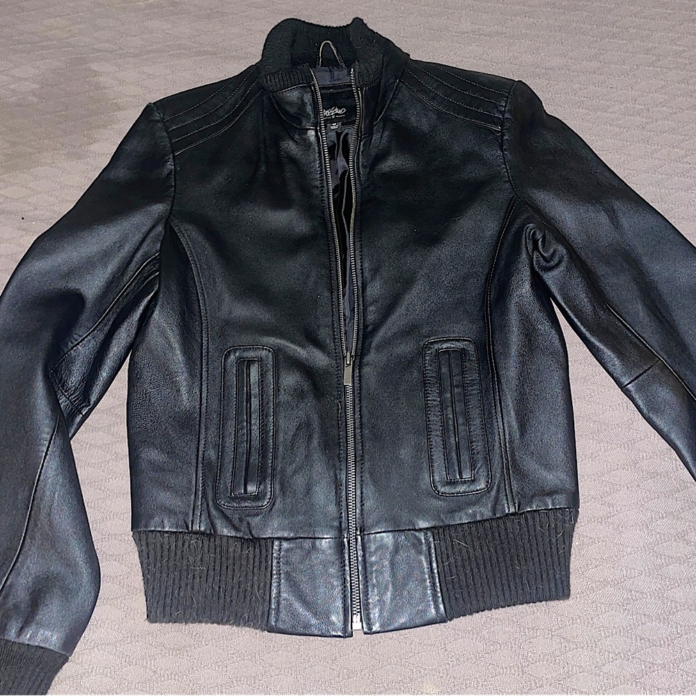 Mossimo Women’s Leather Zip up Jacket with fabric banded bottom and collar sizeM